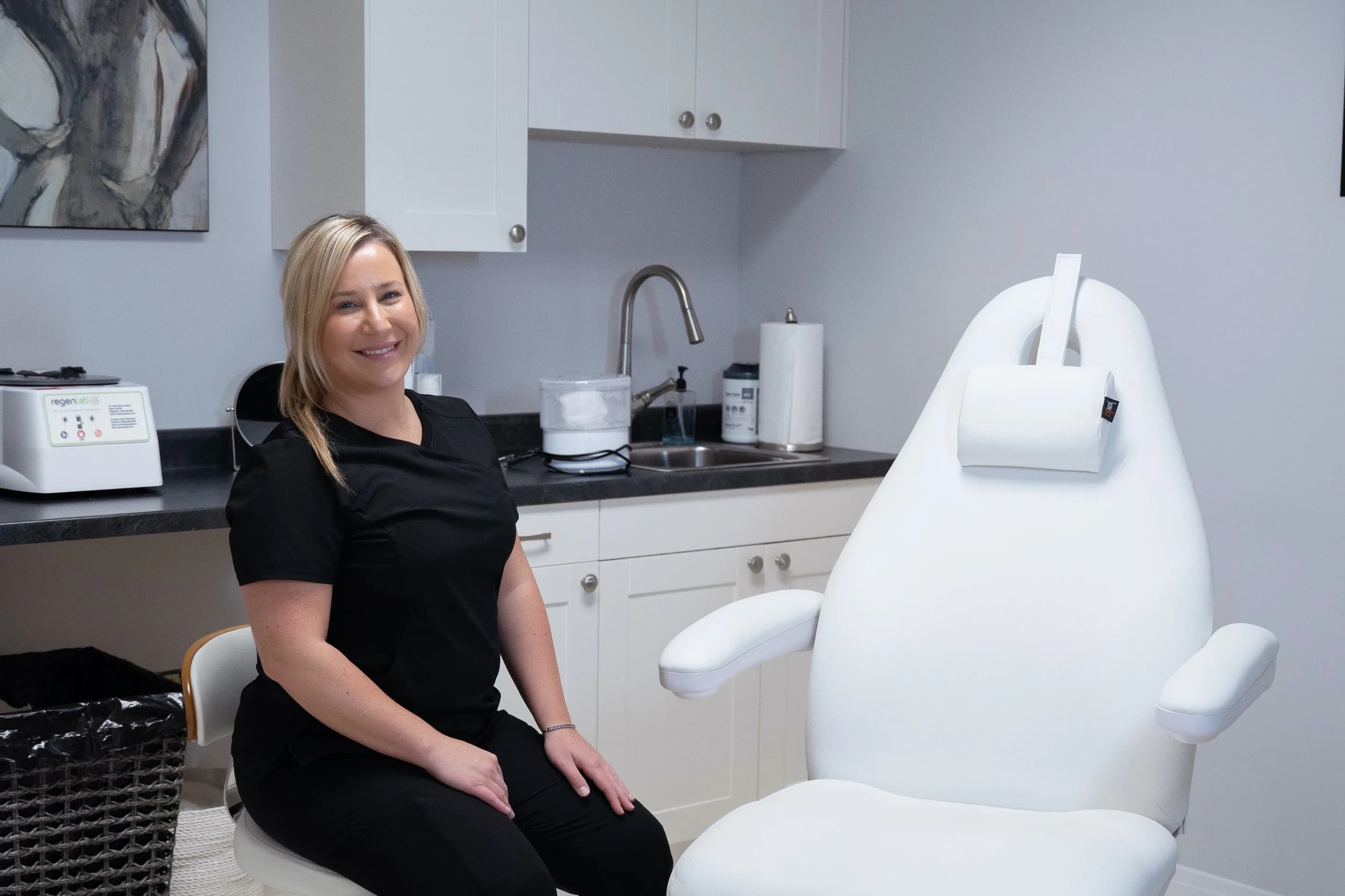 A Skin Med Spa provider in one of the treatment rooms in Downers Grove